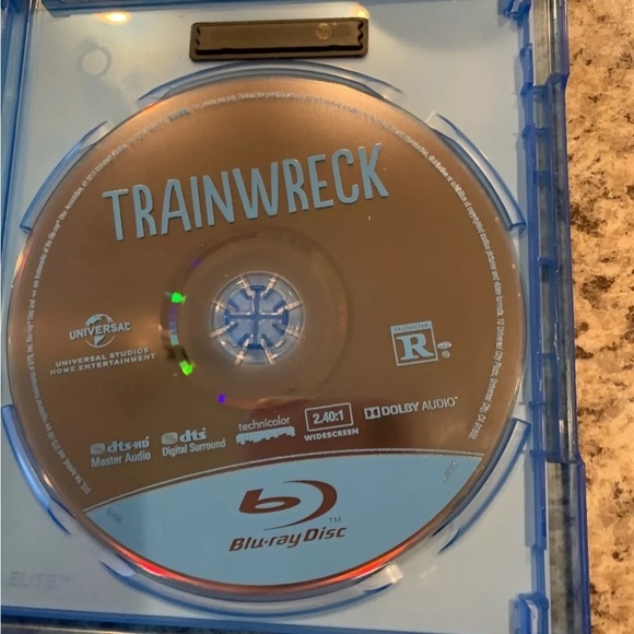Trainwreck Blu-Ray 2015 & DVD Amy Shumer Bill Hader EUC No Digital - Picture 4 of 5